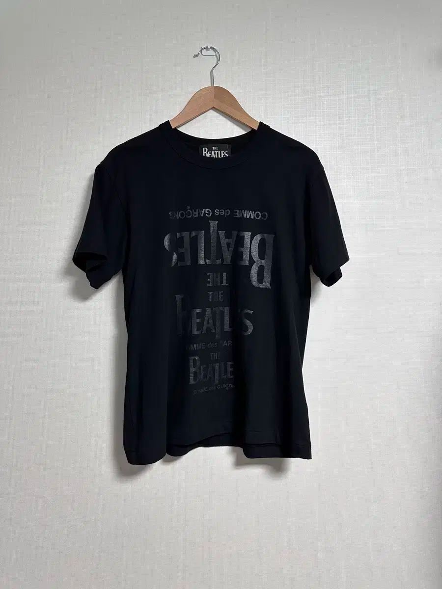 【雷市場（ポンジャン）商品韓国直送】COMME des GARCONS(コム・デ・ギャルソン) ビートルズ Tシャツ