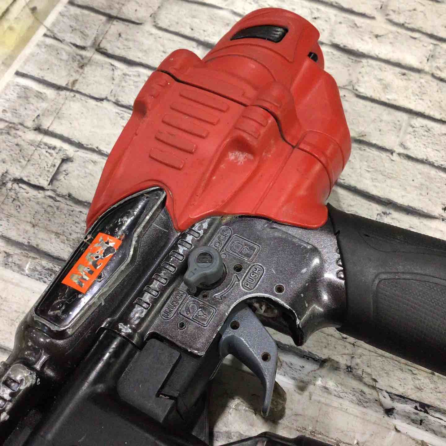 高圧エアネジ打ち機