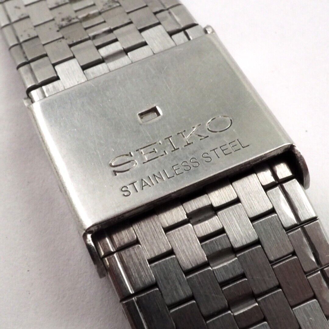ヴィンテージ 1977 【SEIKO】セイコー King QUARTZ Ref.5856-8001 36mm