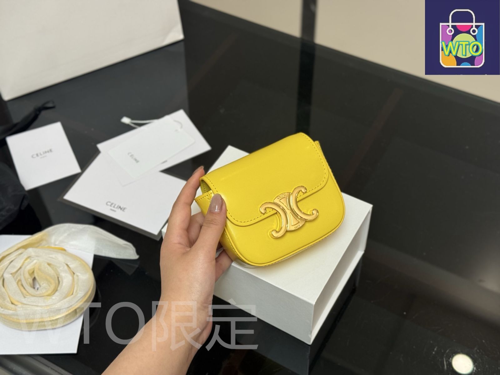 今日特価】Celine セリーヌ ミニ コインバッグ レザー製 ミニ
