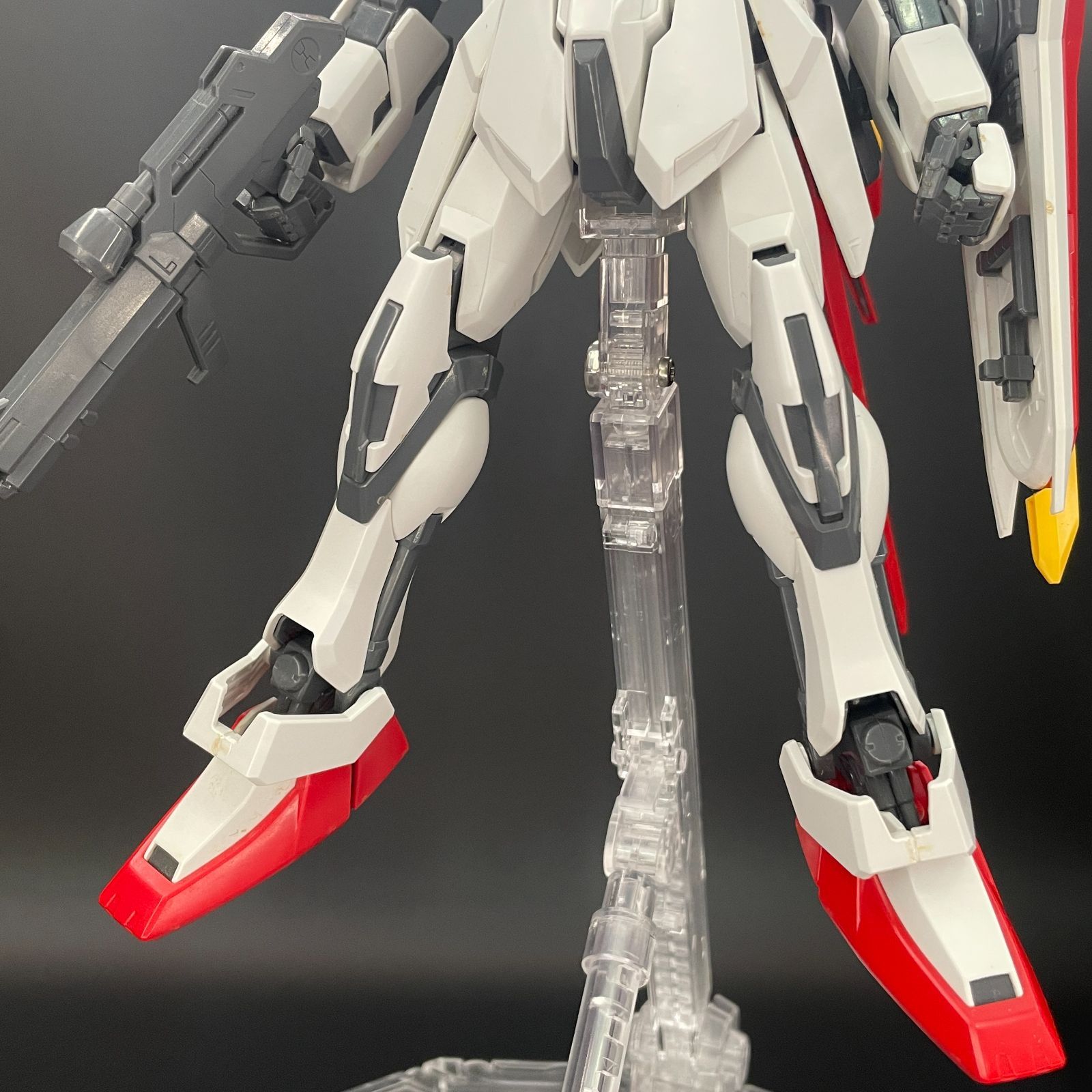 ガンプラ【中古品】 MG エールストライクガンダム & HG 1/144 ガンプラ【中古品】 MG エールストライクガンダム & HG 1/144