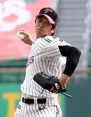 TRN グローブ