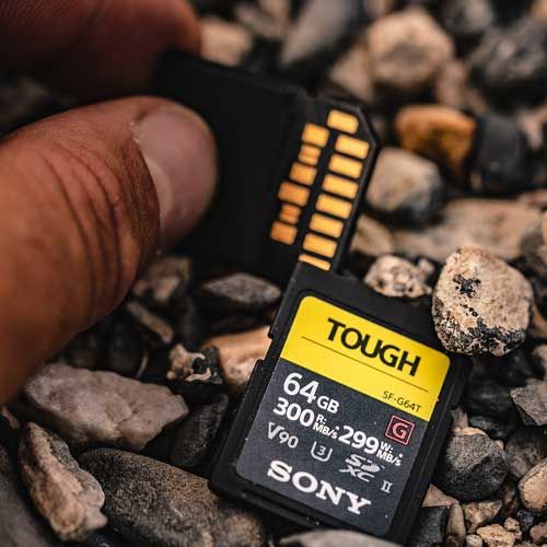 ソニー TOUGH