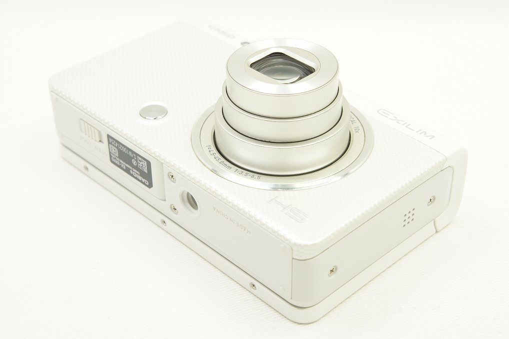 美品】 CASIO EXILIM EX-ZR70 ホワイト CASIO EX-ZR70 ホワイト 美品
