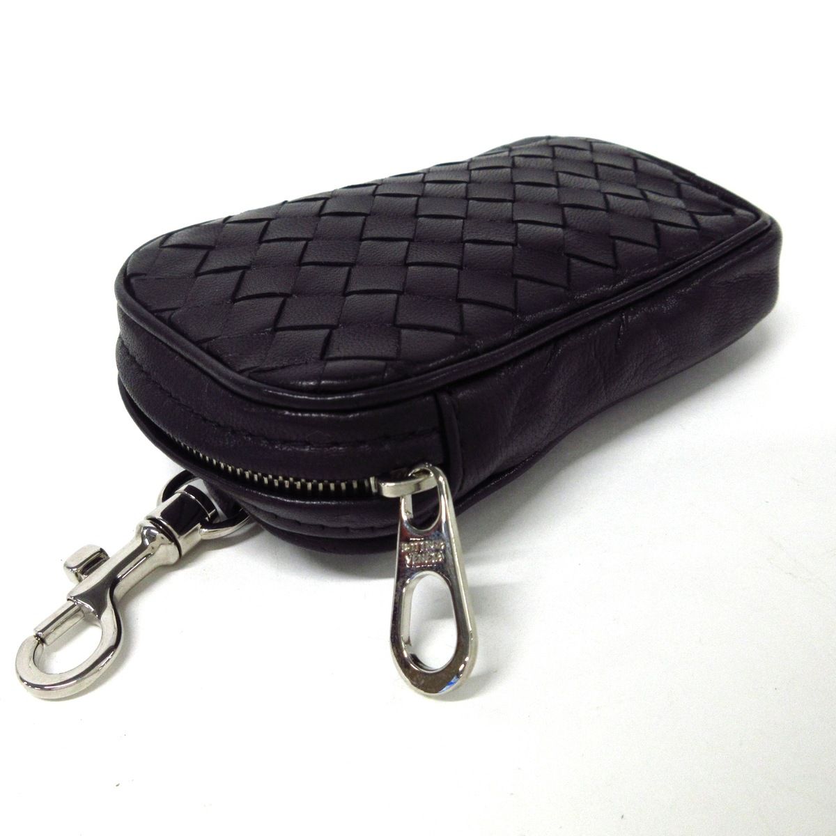 BOTTEGA VENETA(ボッテガヴェネタ) ポーチ美品 - 黒 イントレチャート