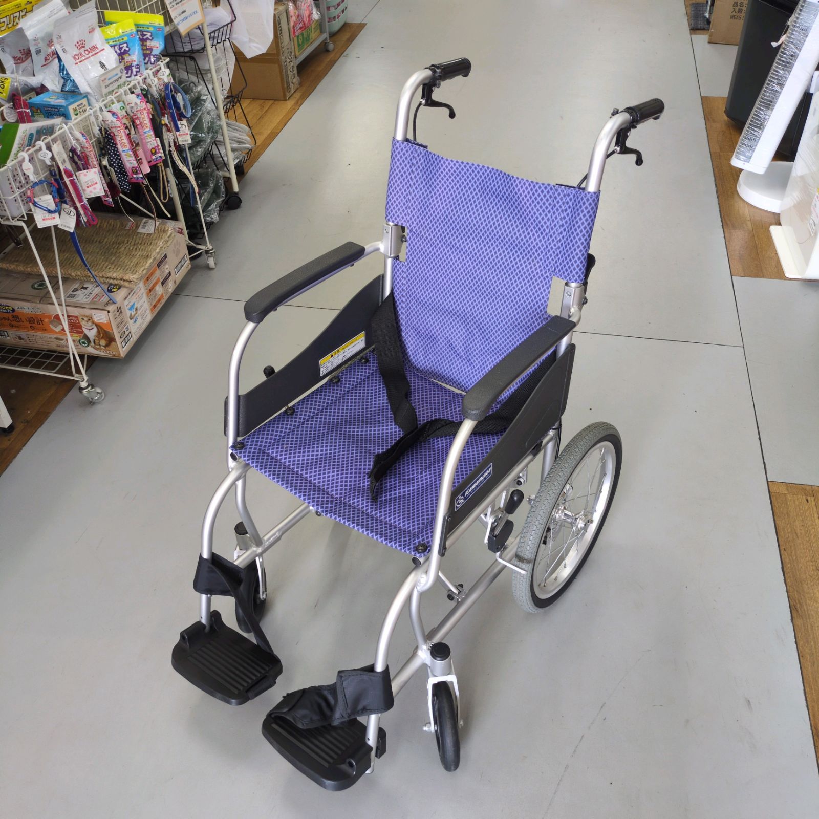 J220 比較的キレイ 車いす 介助式 カワムラ KF16-40SB
