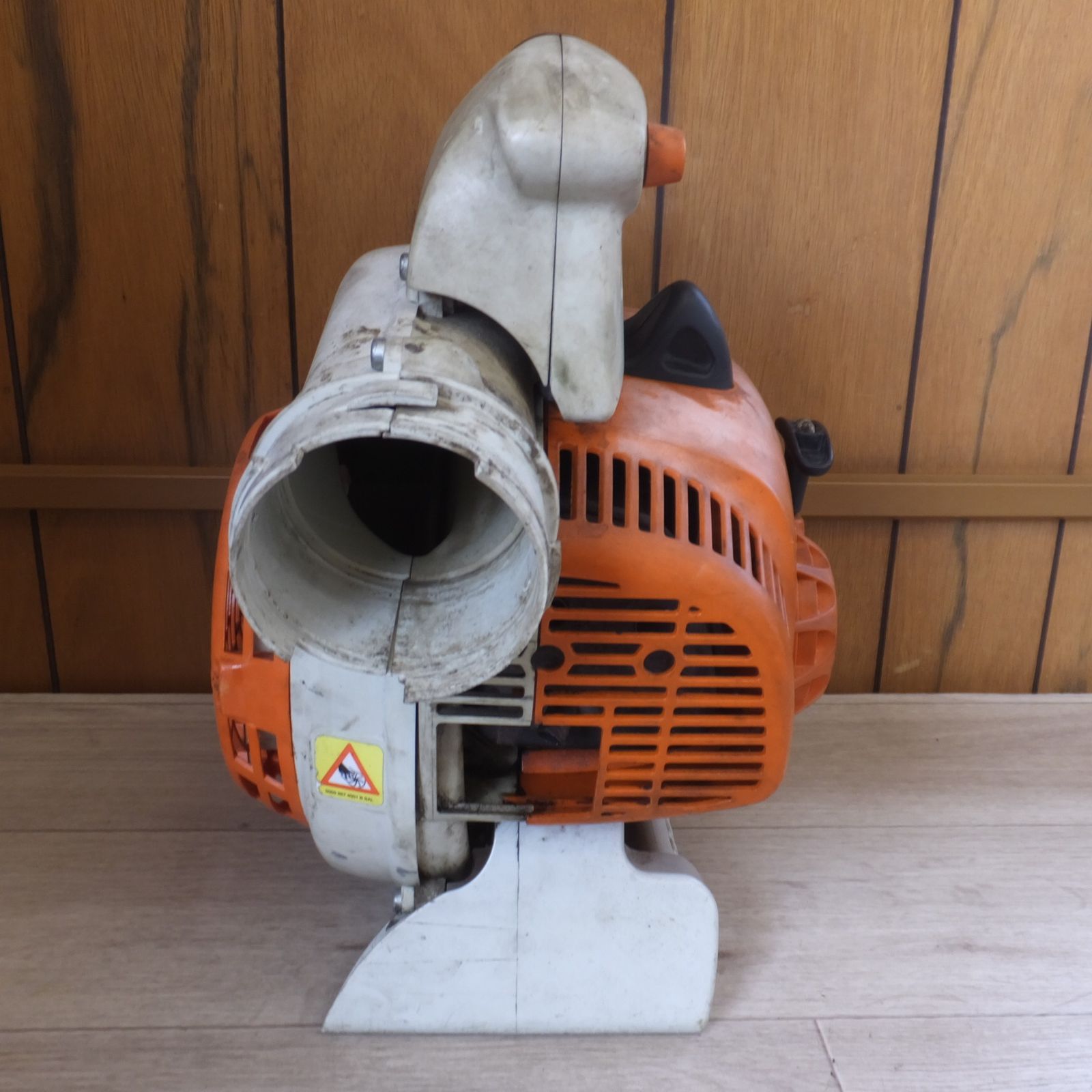 送料無料] 岐阜発☆スチール STIHL エンジンブロワー BG86C-E Blower 