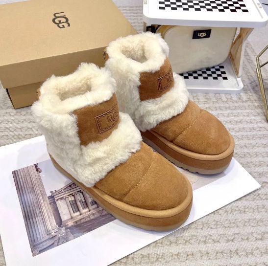 UGG アグ レディース クラシック チラピーク Classic Chillapeak 箱付 Chestnut - メルカリ