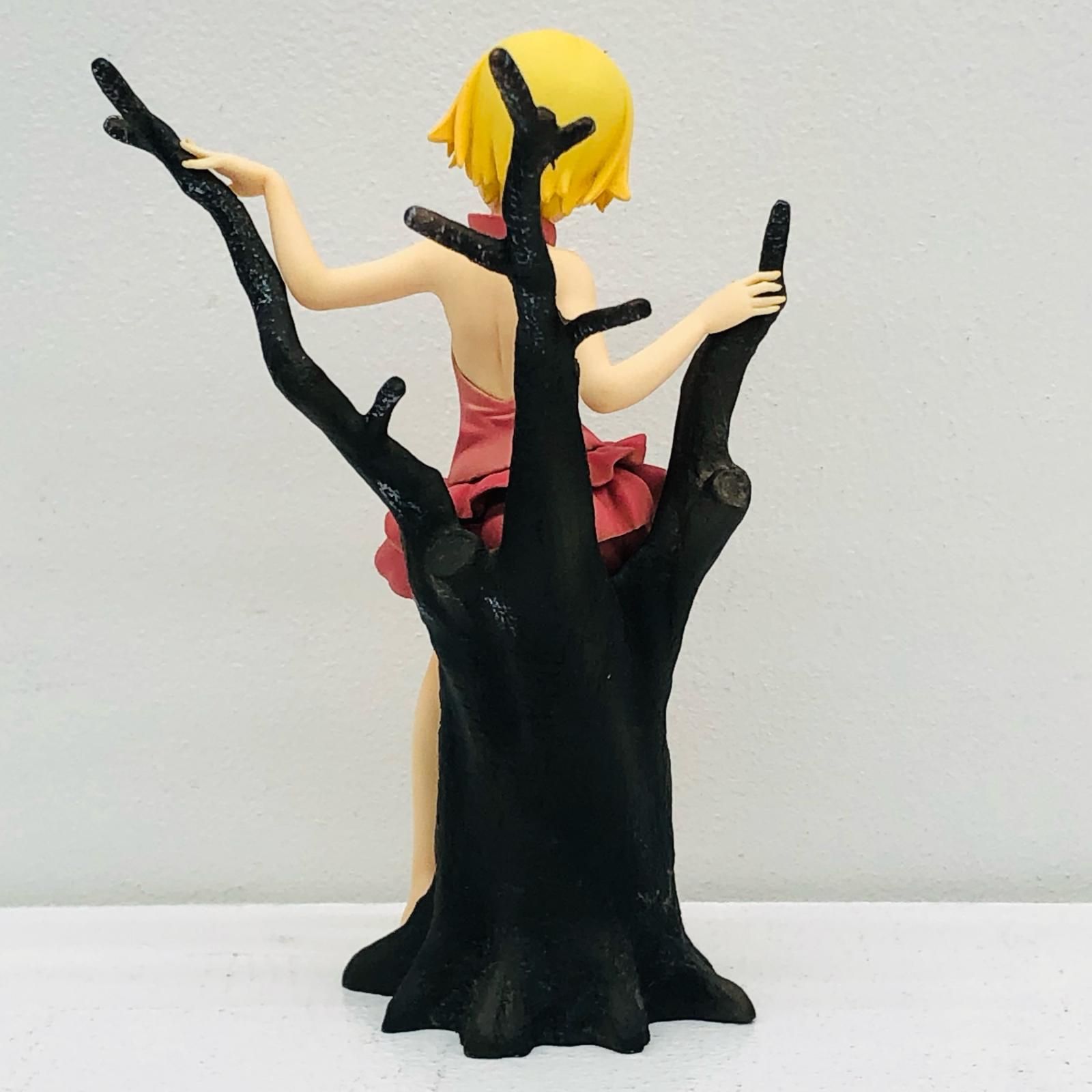 (未使用･未開封品)一番くじプレミアム 傷物語 鉄血篇 C賞 12歳ver.キスショット プレミアムフィギュア(プライズ) Amazon | 一番くじプレミアム 傷物語 鉄血篇 B賞 10歳ver.キス