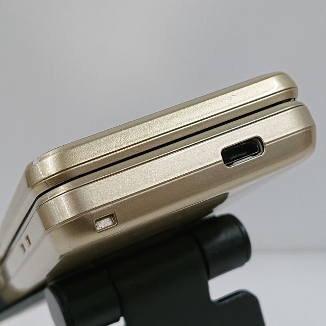 AQUOS ケータイ2 NP601SH SoftBank ゴールド 送料無料 本体 c09651