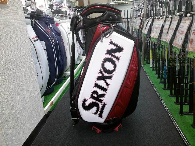 【ちょぼ】【新品未使用】SRIXON キャディバック GGC-S143 世界へ挑むツアープロ使用モデル スリクソン「NEW Zシリーズ