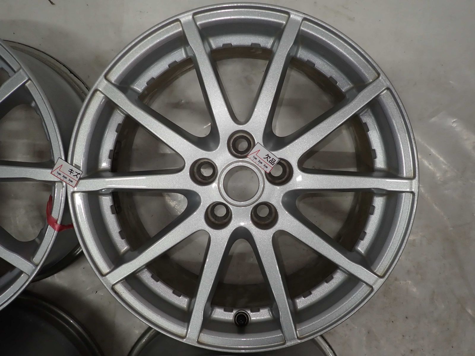 送料無料] 新車外し☆ホンダ WR-V 純正 ENKEI ホイール 17インチ 17×7J