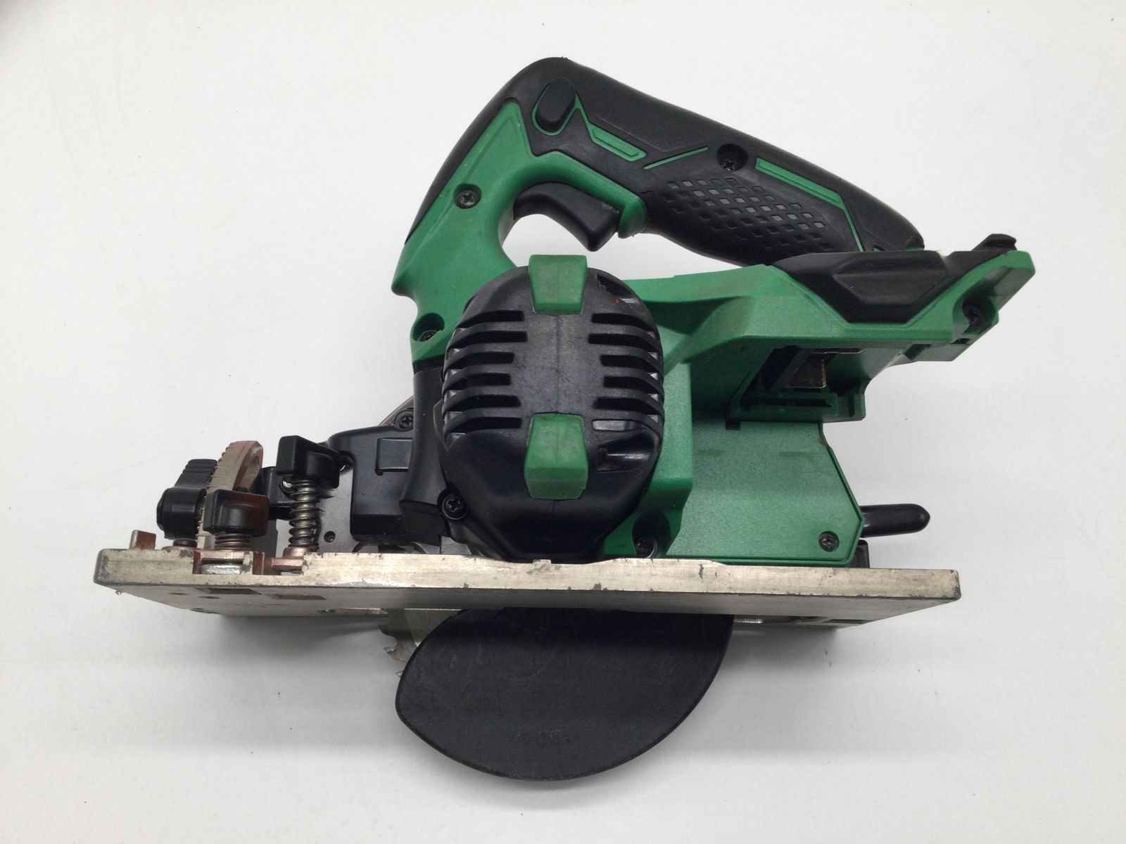 【領収書発行可】〇HITACHI/日立工機 14.4V充電式コードレス丸のこ C14DBL(LJCK) [ITT7291D6VXM][エコツール豊田インター店]