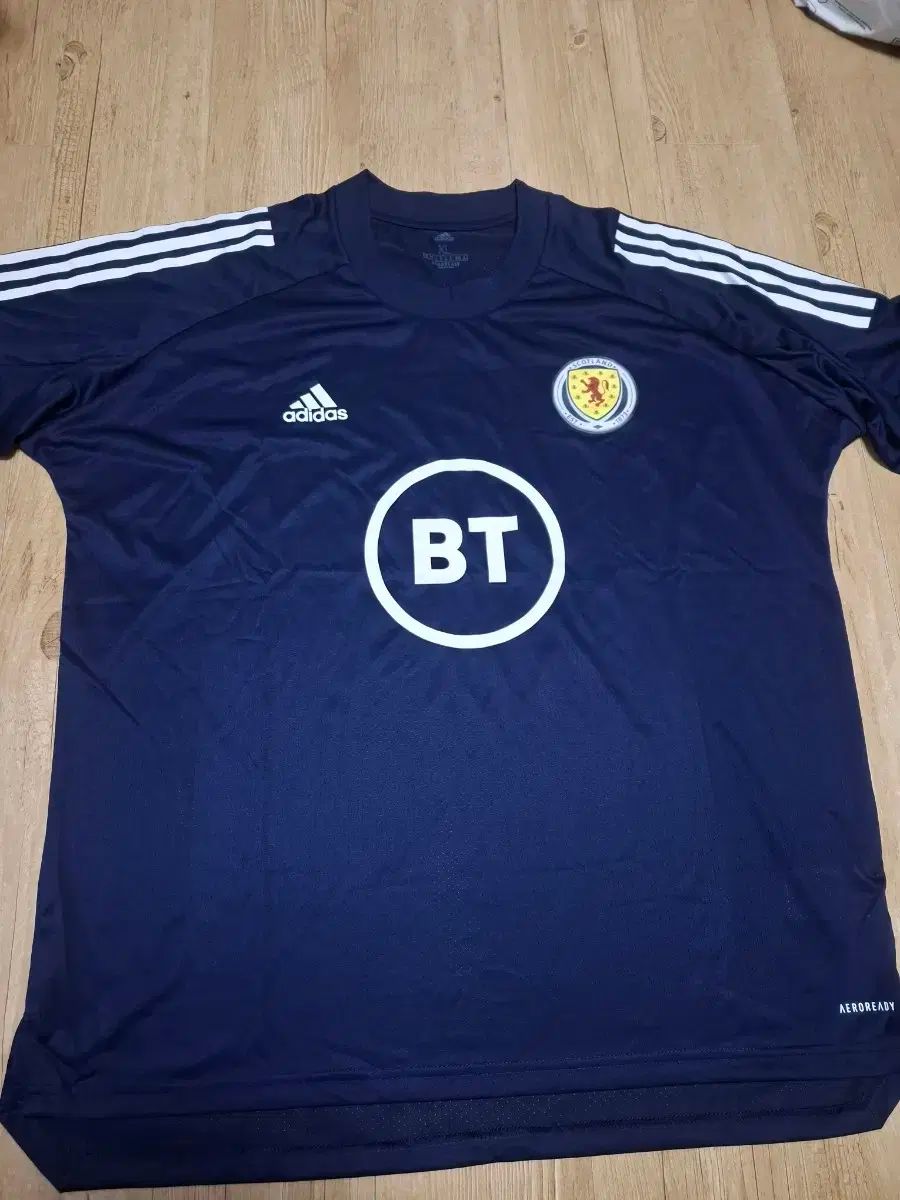 adidas(アディダス) スコットランド人 トレーニング Tシャツ adidas(アディダス) スコットランド人 トレーニング Tシャツ