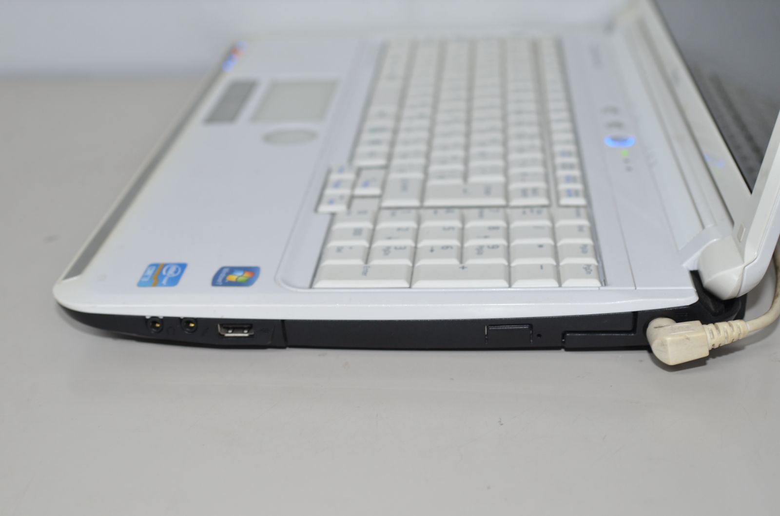中古良品ノートパソコン 富士通 AH54/D HDD640GB 中古良品ノートパソコン 富士通 AH54/D Windows11+office 高性能