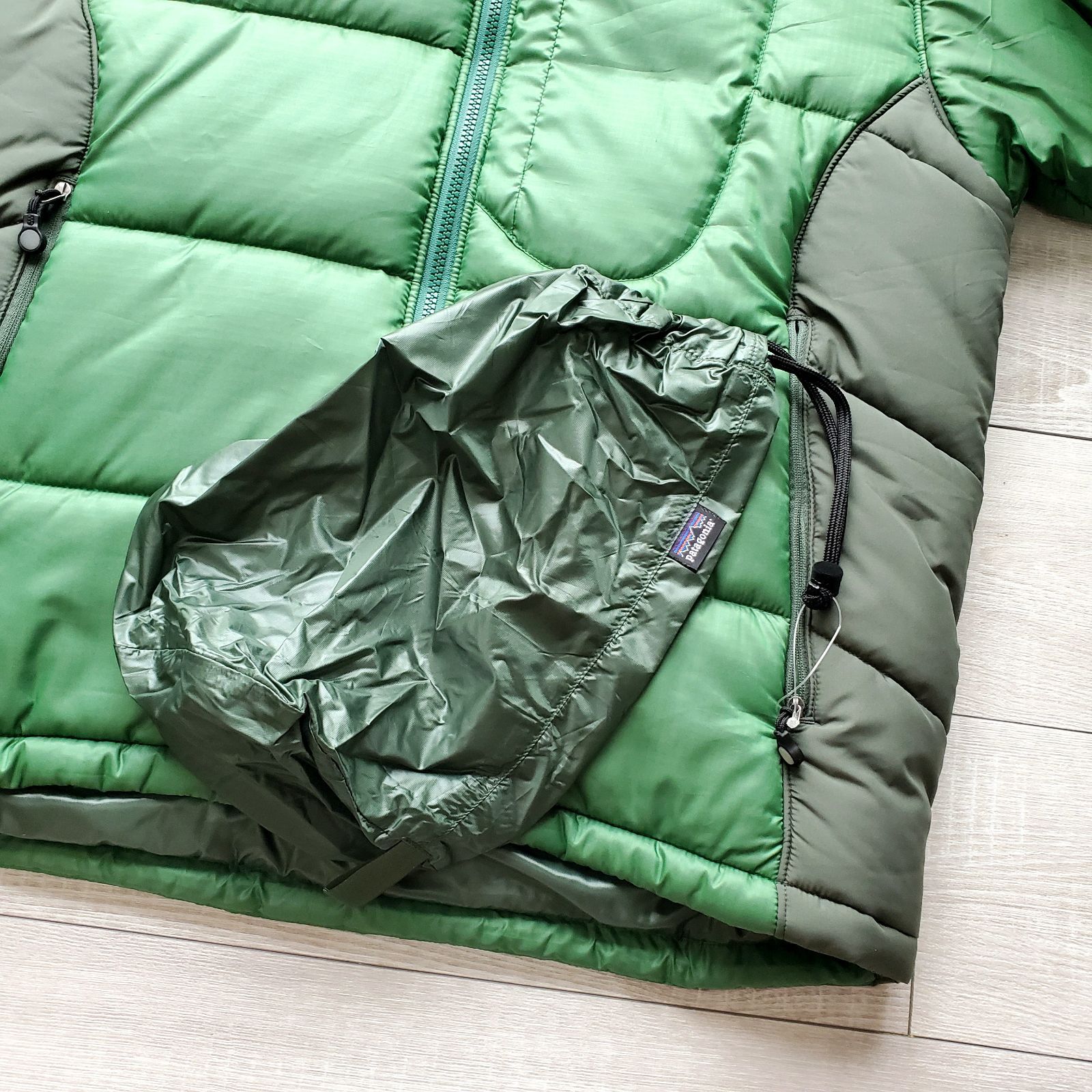 Patagoniaパタゴニア□未使用 DEADSTOCK 06年 DAS PARKA パームリーフ 