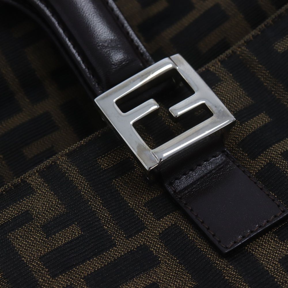 FENDI (フェンディ) ズッカ柄 FFシルバー金具 レザーハンドル