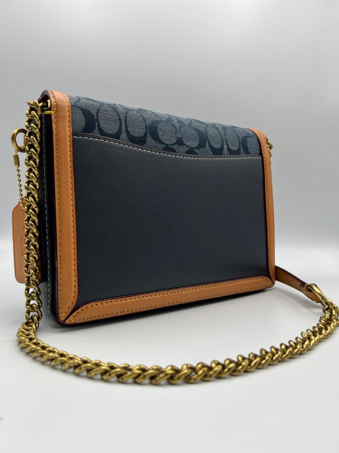 COACH シグネチャー シャンブレーハットン 2way