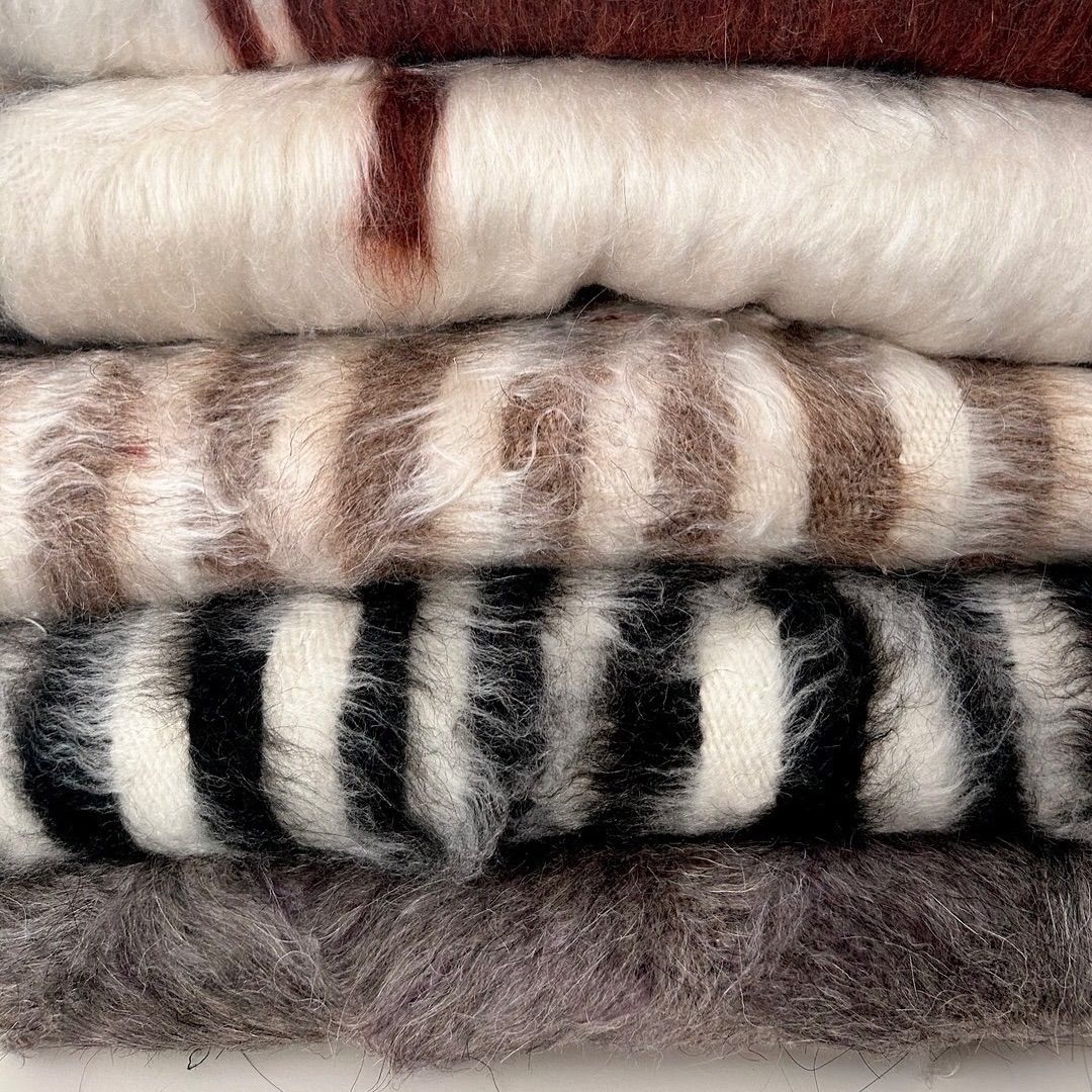 ホワイト×ブラック