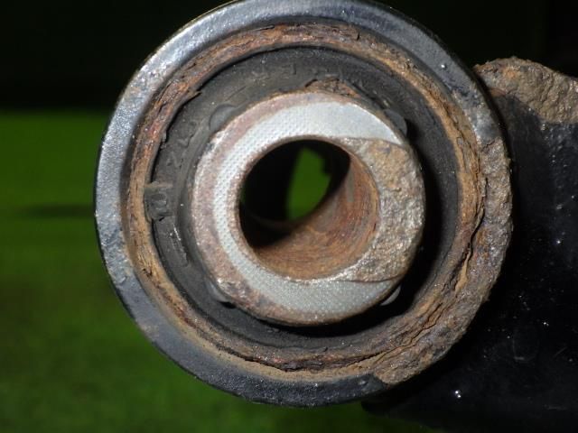 最短翌日お届け。 セレナ DBA-NC25 右RナックルハブASSY ABS付 55501-CY10A 43202-EN11A 9133