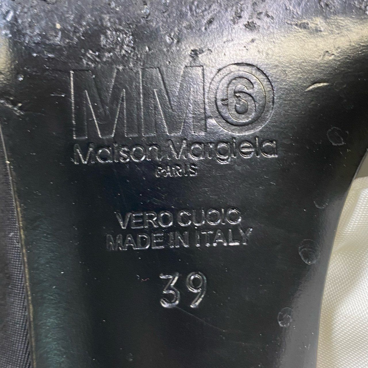 フリルパンプス