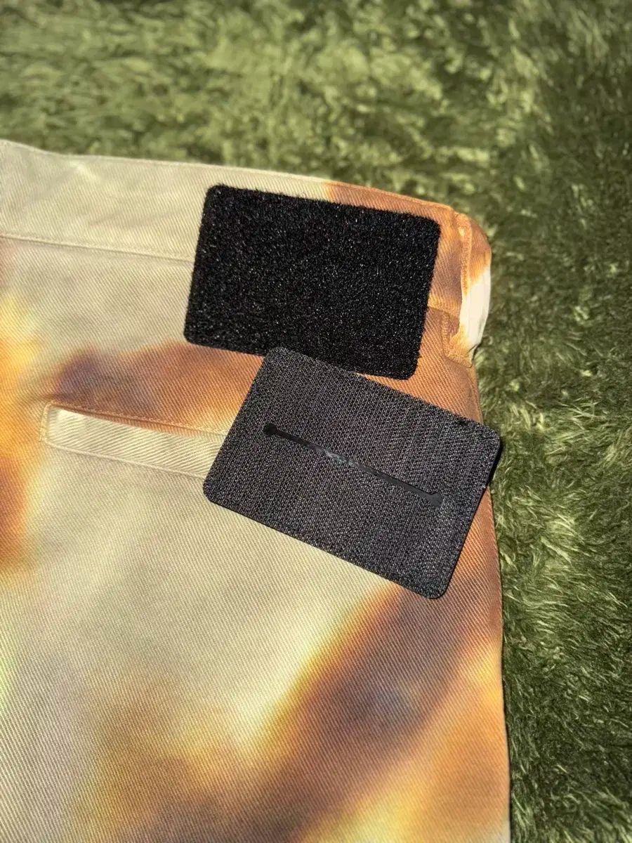 マルチ ブラウン