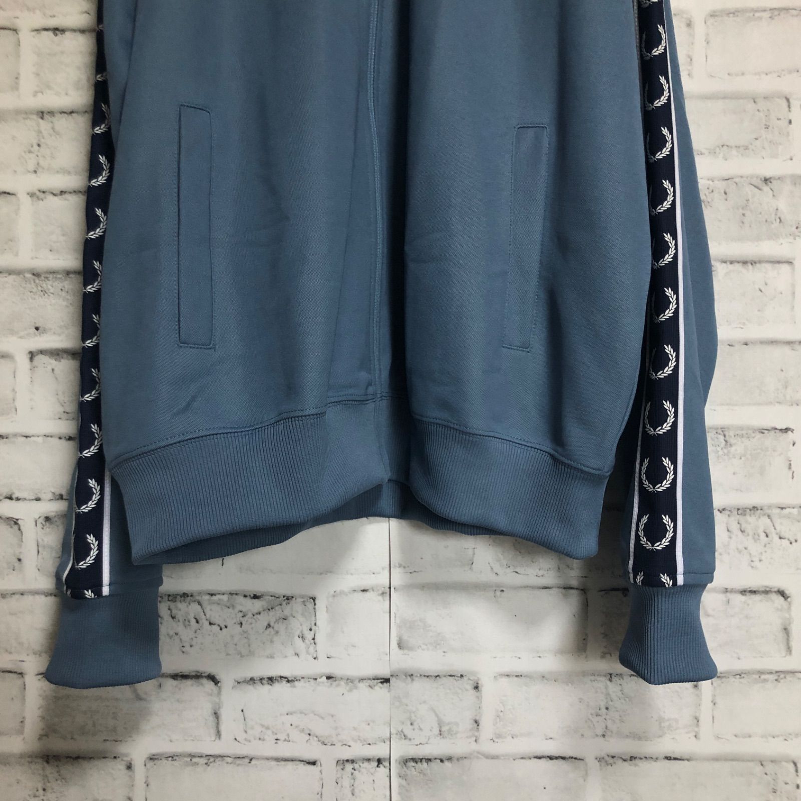 FRED PERRY - 希少XL⭐️Fred Perryトラックジャケット 刺繍月桂樹 ポルトガル製 青の通販 by Yossy99's shop｜ フレッドペリーならラクマ