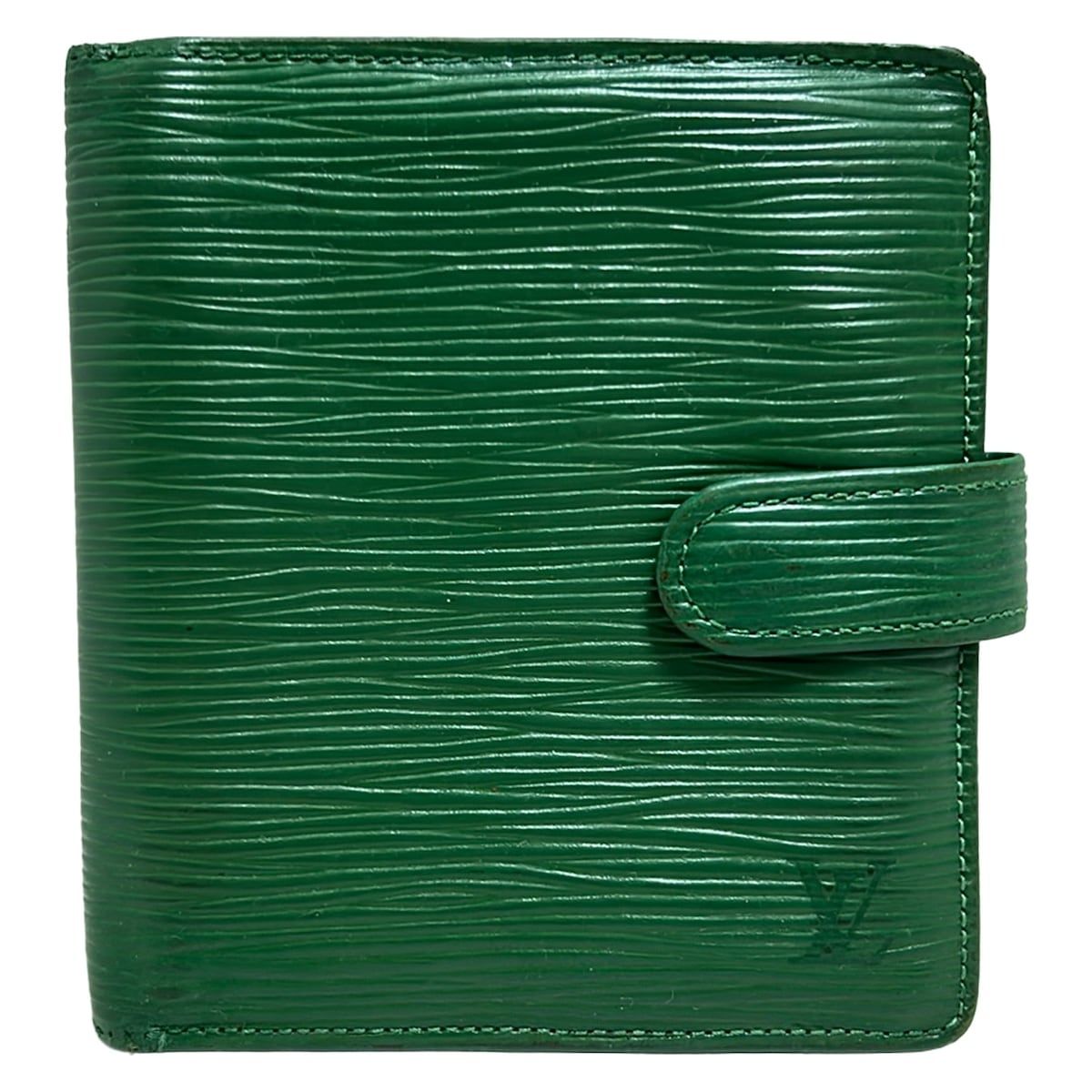 Louis Vuitton エピレザー 三つ折り財布 緑 LOUIS VUITTON ルイ