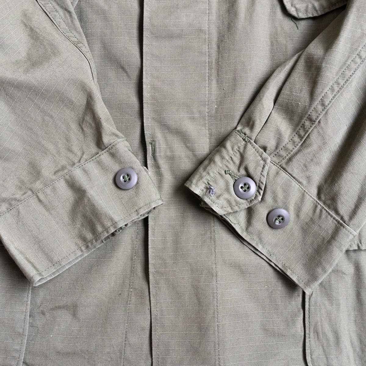 60s/ミントコンディション】US ARMY【4TH ジャングル ファティーグ ジャケット】【リップストップ】 L-S LARGE SHORT 米軍  2408410 - メルカリ