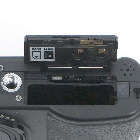 bn:11] RICOH製 GR DIGITAL ブラック 813万画素 訳あり 元箱あり  