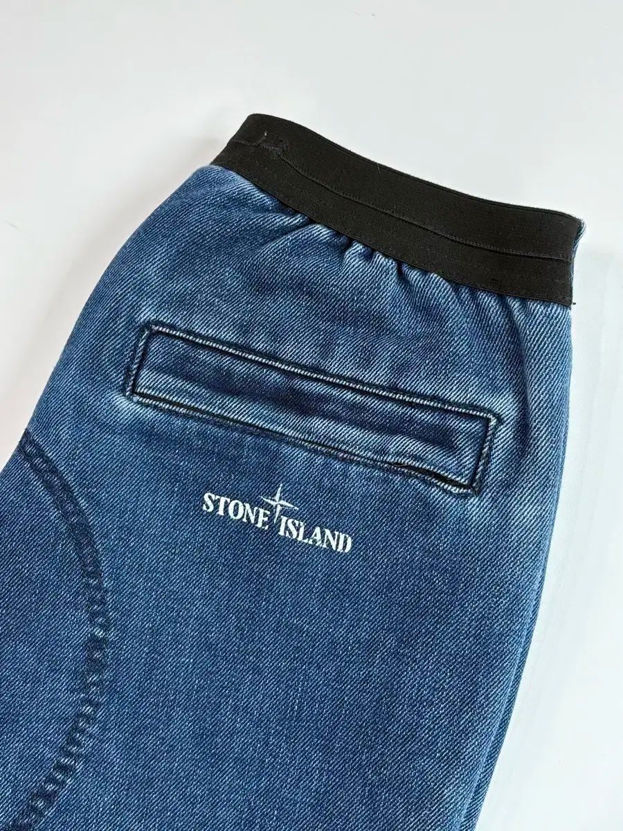 STONEISLAND シアサッカーナイロンメタルショーツ w33 STONE ISLAND