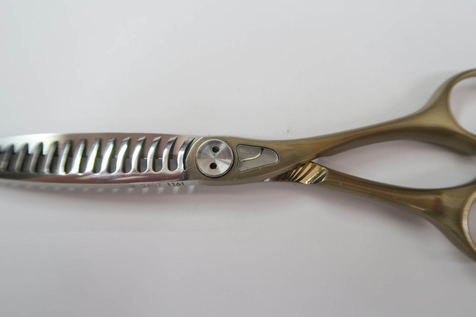 MIZUTANI シザース 理容美容師　右利き　fw-6.0&N-30 MIZUTANI シザース 理容美容師 右利き fw-6.0&N-30 中古シザー・美容