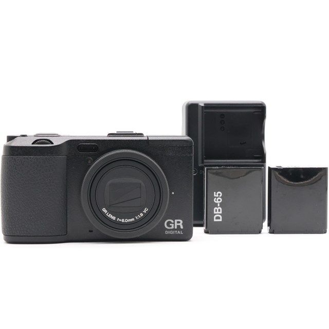 RICOH GR DIGITAL IV｜高性能コンパクトデジタルカメラ｜GR LENS 28mm F1.9搭載｜高速AF×手ブレ補正×クラシカルデザイン