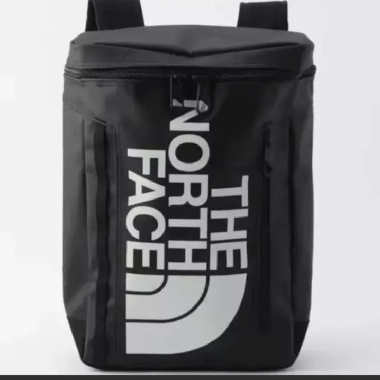 数量 商品 高評価 ザノースフェイス THE NORTH FACE ヒューズボックス2 30L リュックバックパック 人気 学生 旅行 男女共用 大容量 数量 商品 入学祝いプレゼント ブラック 無地 ログホワイト