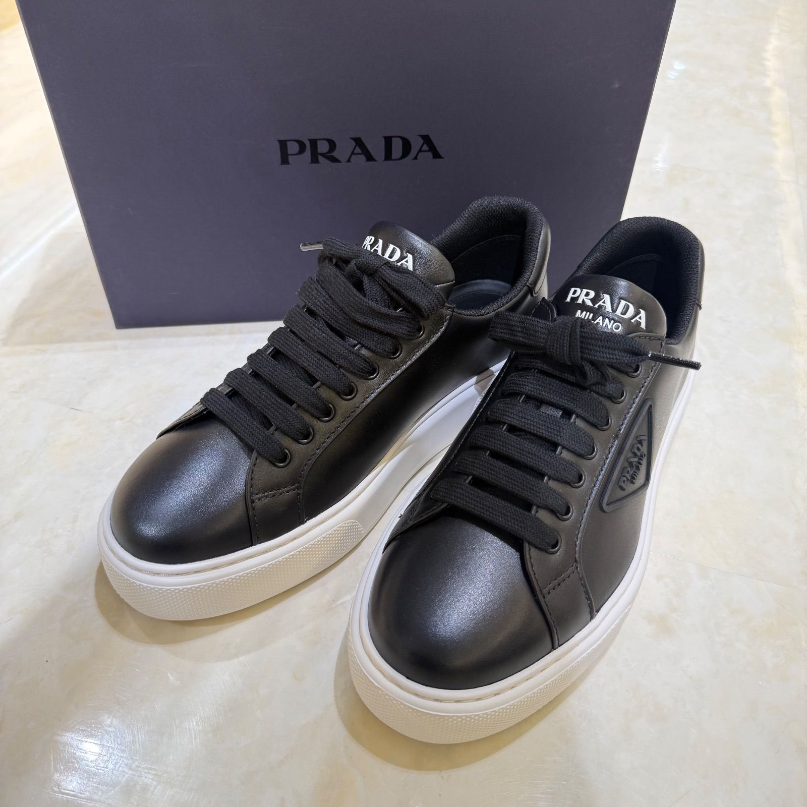 H*u様 PRADA ブラック スニーカー org.jpg