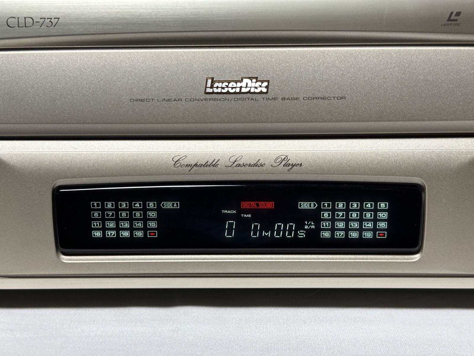 パイオニア レーザーディスクプレーヤー CLD-737＜ジャンク