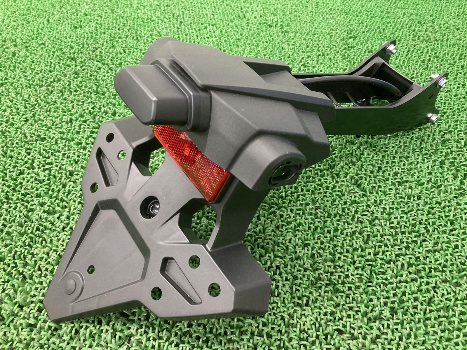 CBR1000RR　SC77　リアフェンダー　ナンバー灯　新車外し CBR1000RR（SC77）用フェンダーレスkitがハリケーンから発売| バイク