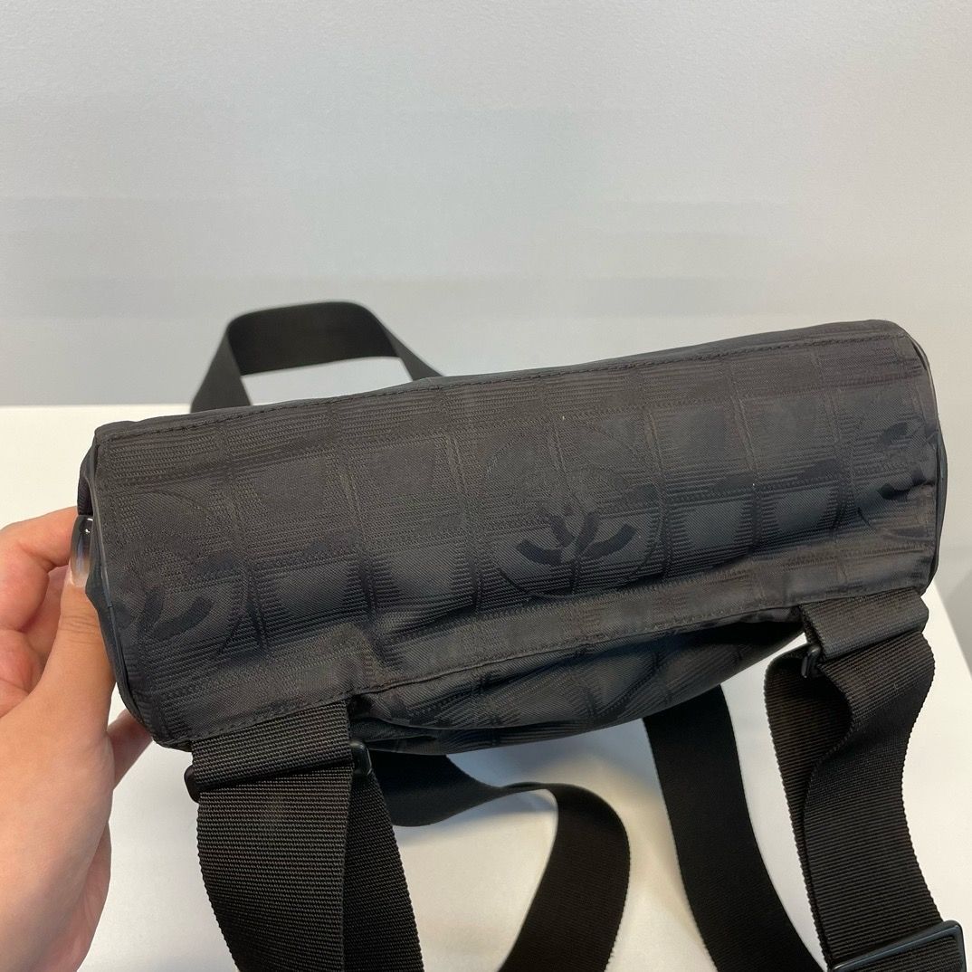 楽天市場】【バッグ】CHANEL シャネル ニュートラベルライン リュックサック バックパック ショルダーバッグ 2WAY ナイロンジャガード レザー  カーキ A15958 【中古】 : Blumin 楽天市場店