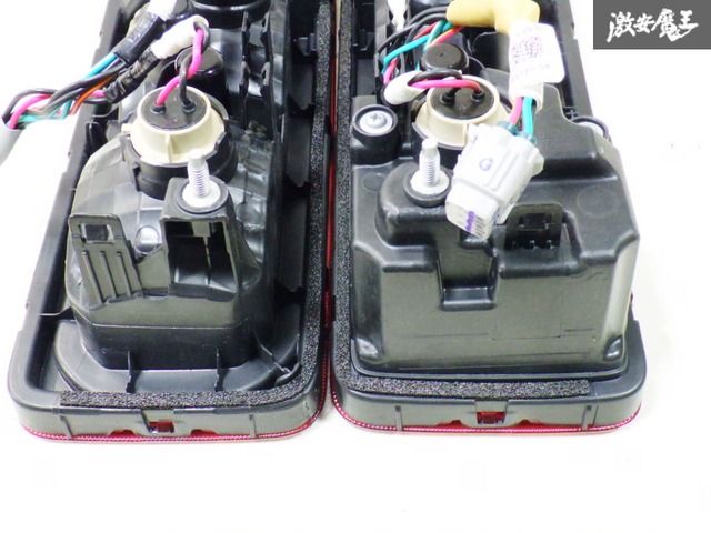 スズキ 純正 JC74W ジムニー ノマド テールランプ テール 左右セット スズキ 純正 JC74W ジムニー ノマド テールランプ テール 左右