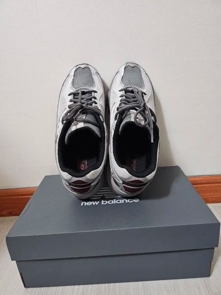 New Balance ニューバランス 509 グレー U509GW 235 サイズ