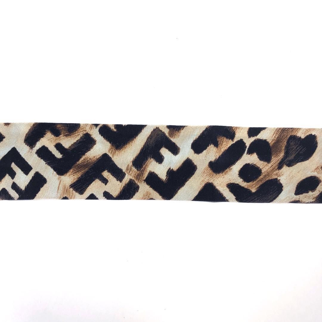 Spring様 フェンディ レオパード ラッピー シルク スカーフ FFロゴ 楽天市場】フェンディ FENDI スカーフ ラッピー ツイリー