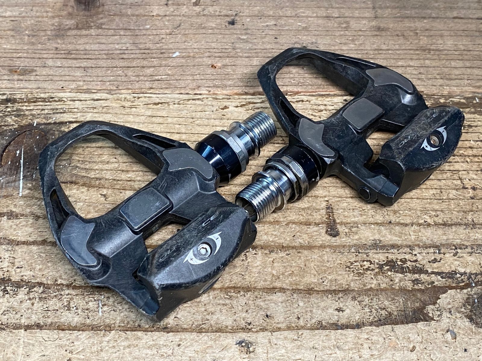 IZ872 シマノ SHIMANO デュラエース DURA-ACE PD-R9100 4mm軸 ビンディングペダル SPD-SL