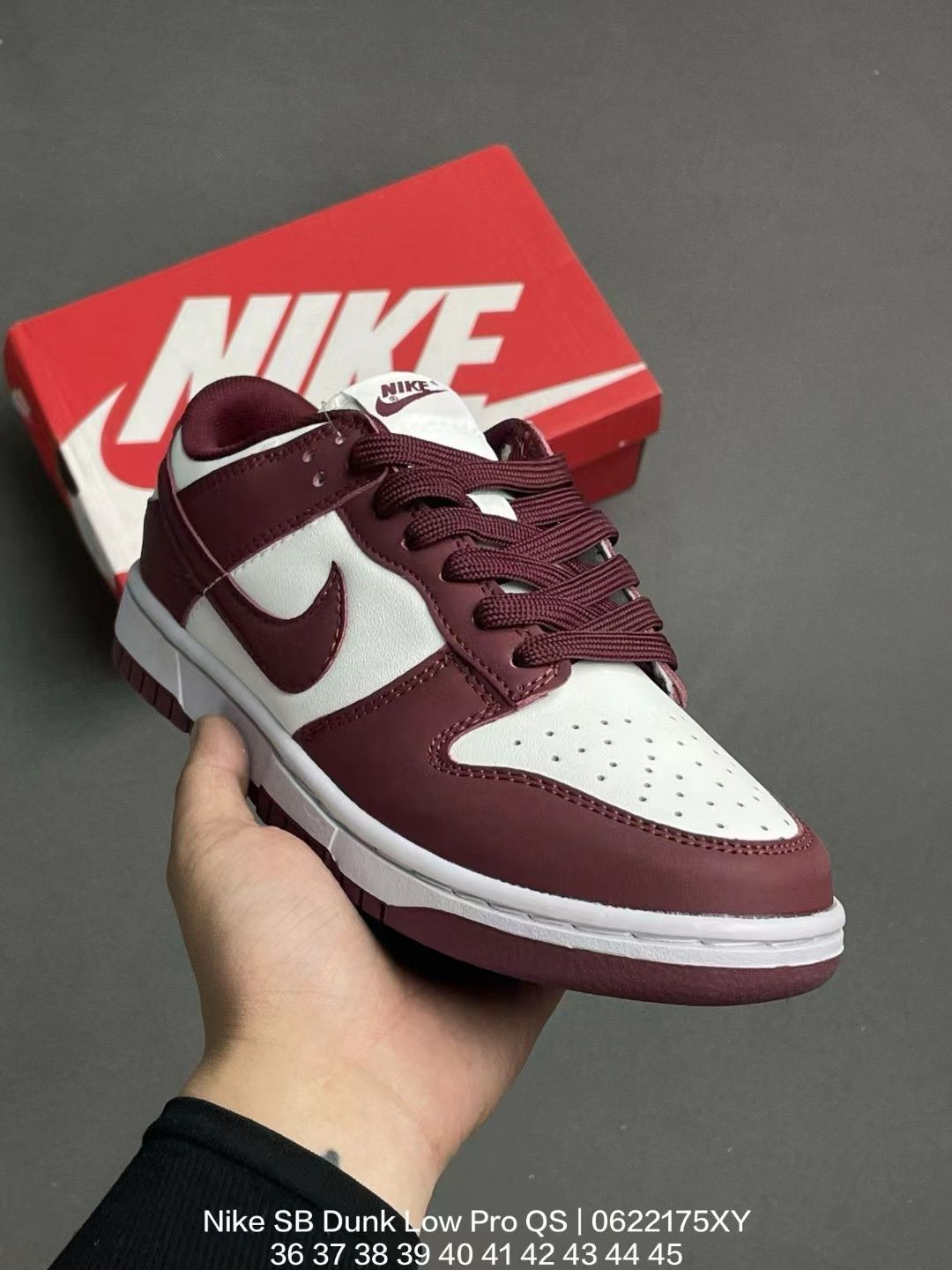 ✨大特価✨ナイキNike SB Dunk Low Pro QS スニーカー