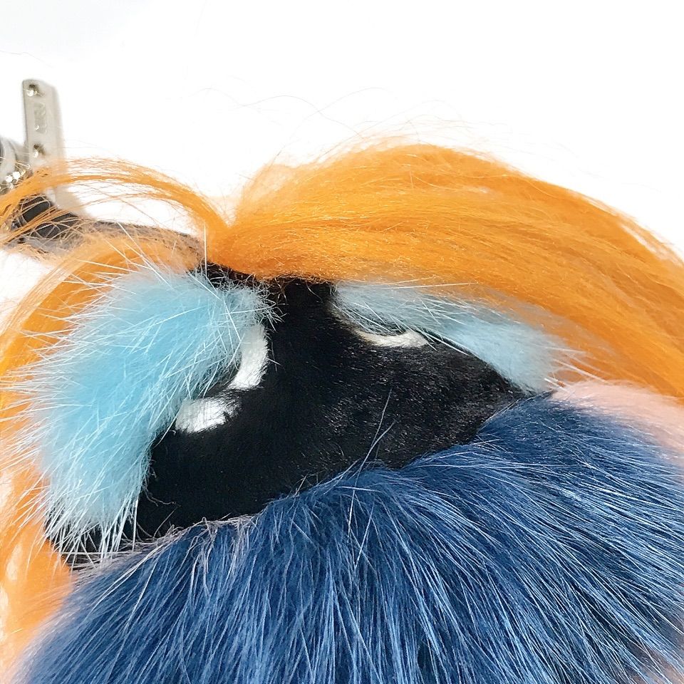 美品 FENDI フェンディ ファー バグズアイ バッグチャーム キーホルダー 楽天市場】【未使用品】FENDI フェンディ ファー モンスター