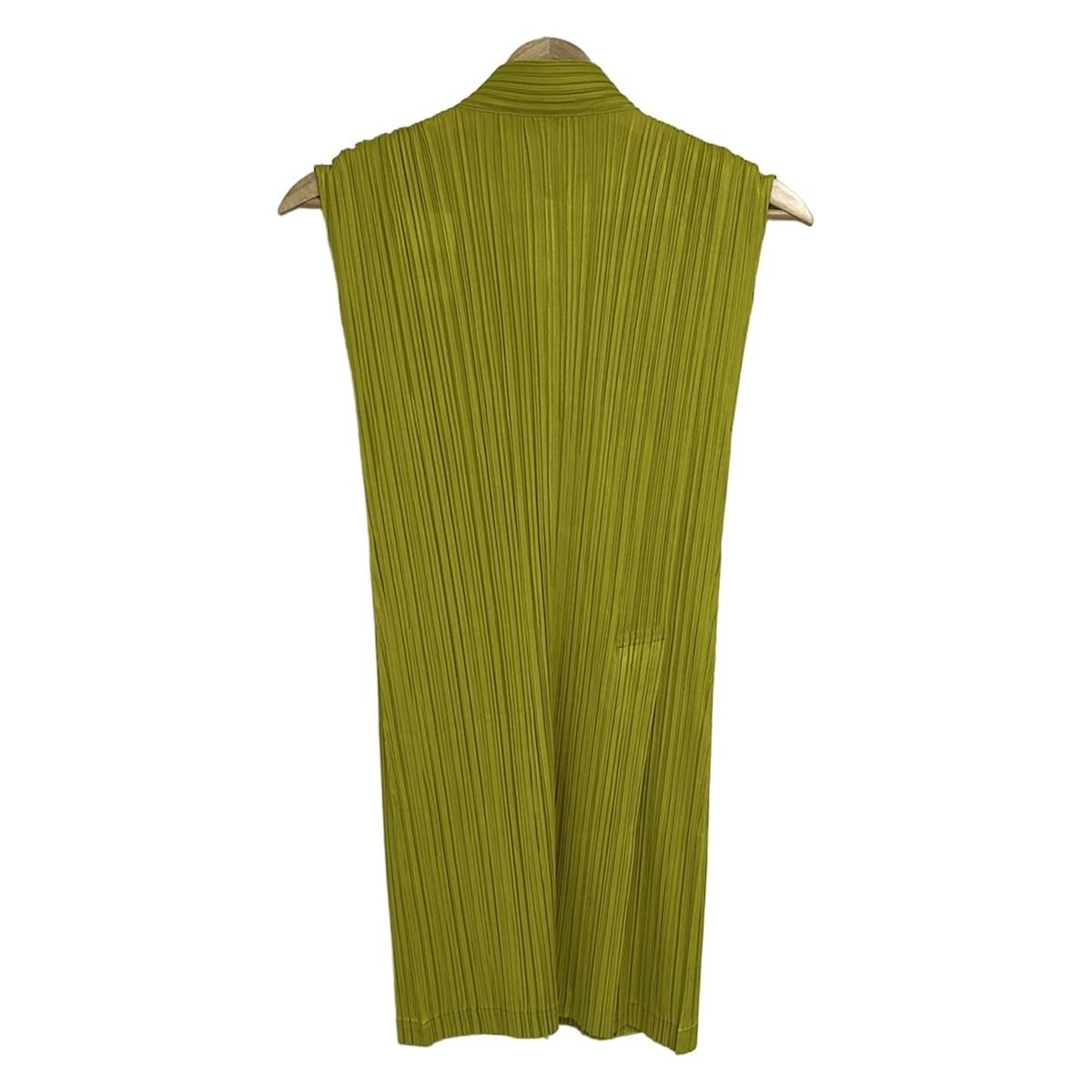 新品✨PLEATS PLEASE プリーツ　ノースリーブ　茶色　白色　サイズ3 PLEATS PLEASE(プリーツプリーズ) ノースリーブシャツブラウス