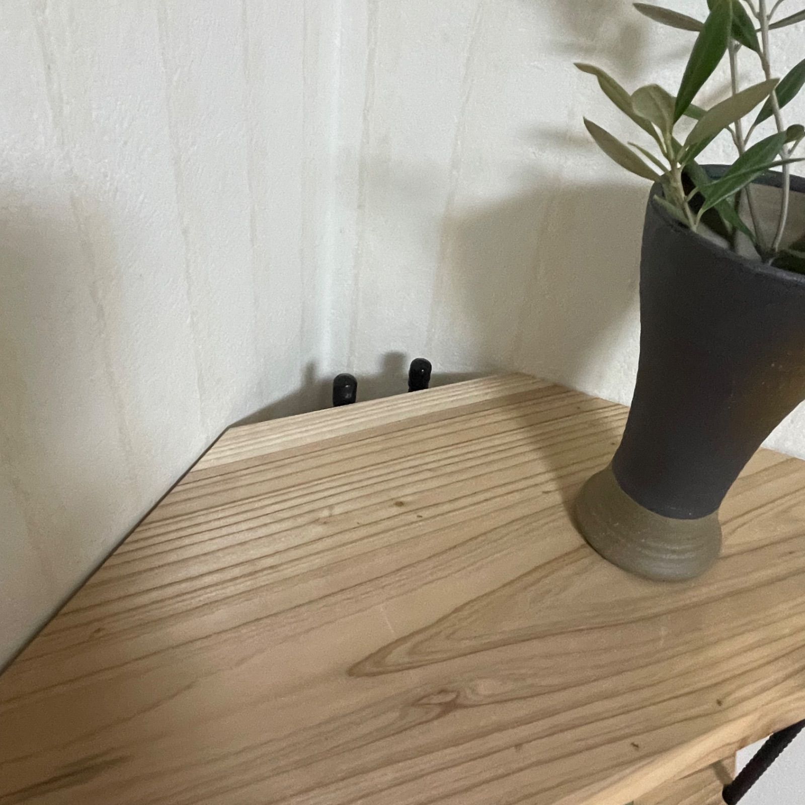 新作‼️手作りアイアン家具 飾り棚 折りたたみコーナーシェルフ 幅47cm