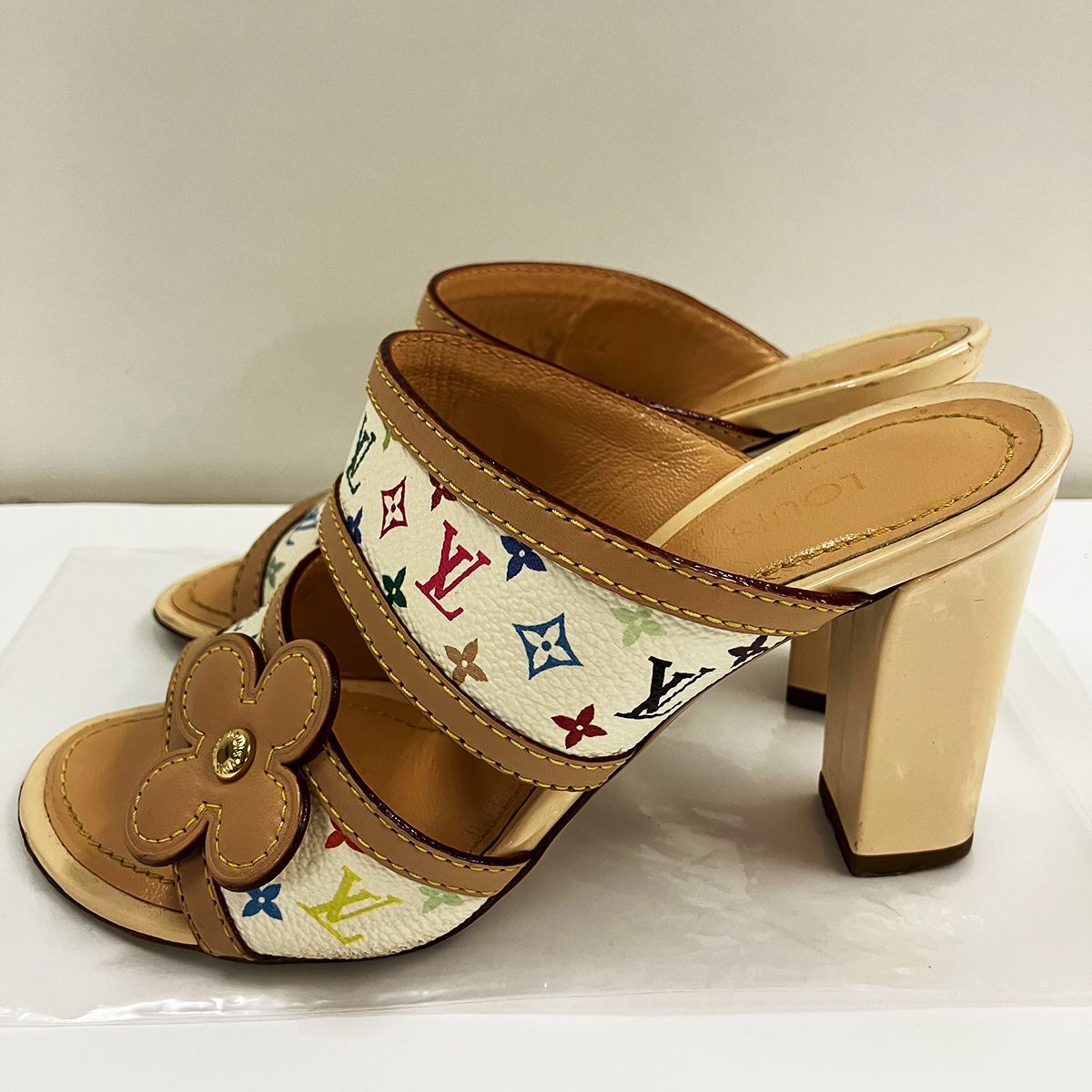 LOUIS VUITTON ルイヴィトン モノグラム マルチカラー サンダル サイズ