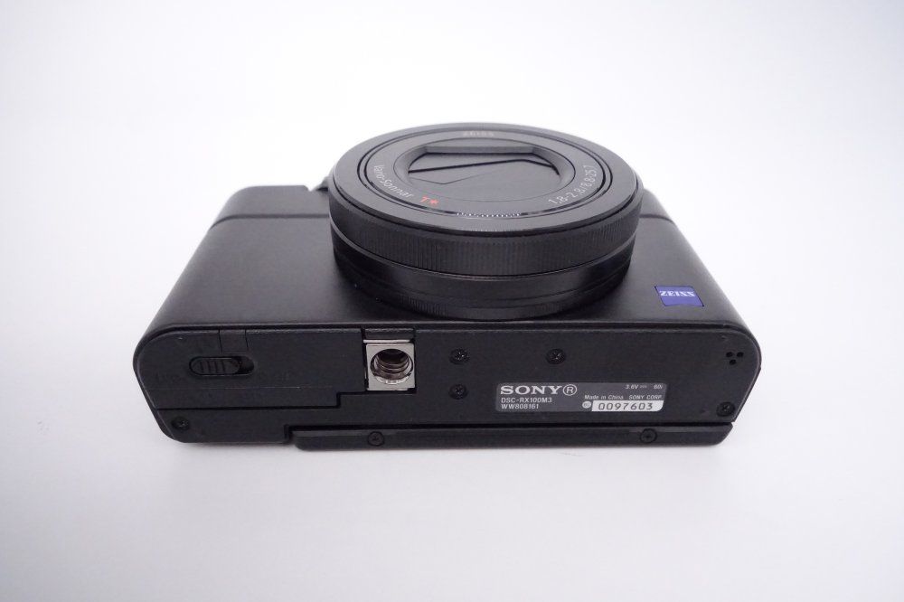 SONY ソニー Cyber-shot DSC-RX100M3 Ⅲ 元箱・専用ケース付き SONY ソニーCyber-shot DSC-RX100M3 #5878 オンライン シ