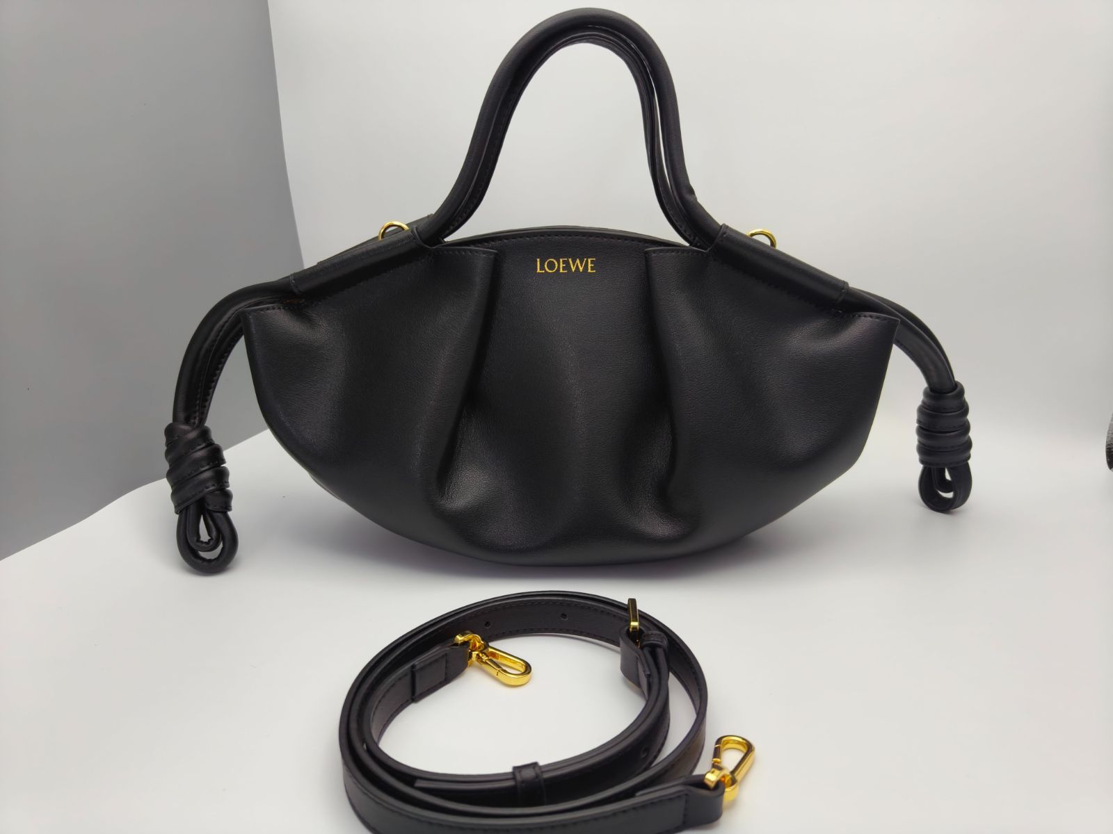 LOEWE（ロエベ） ハンドバッグ  ショルダーバッグ