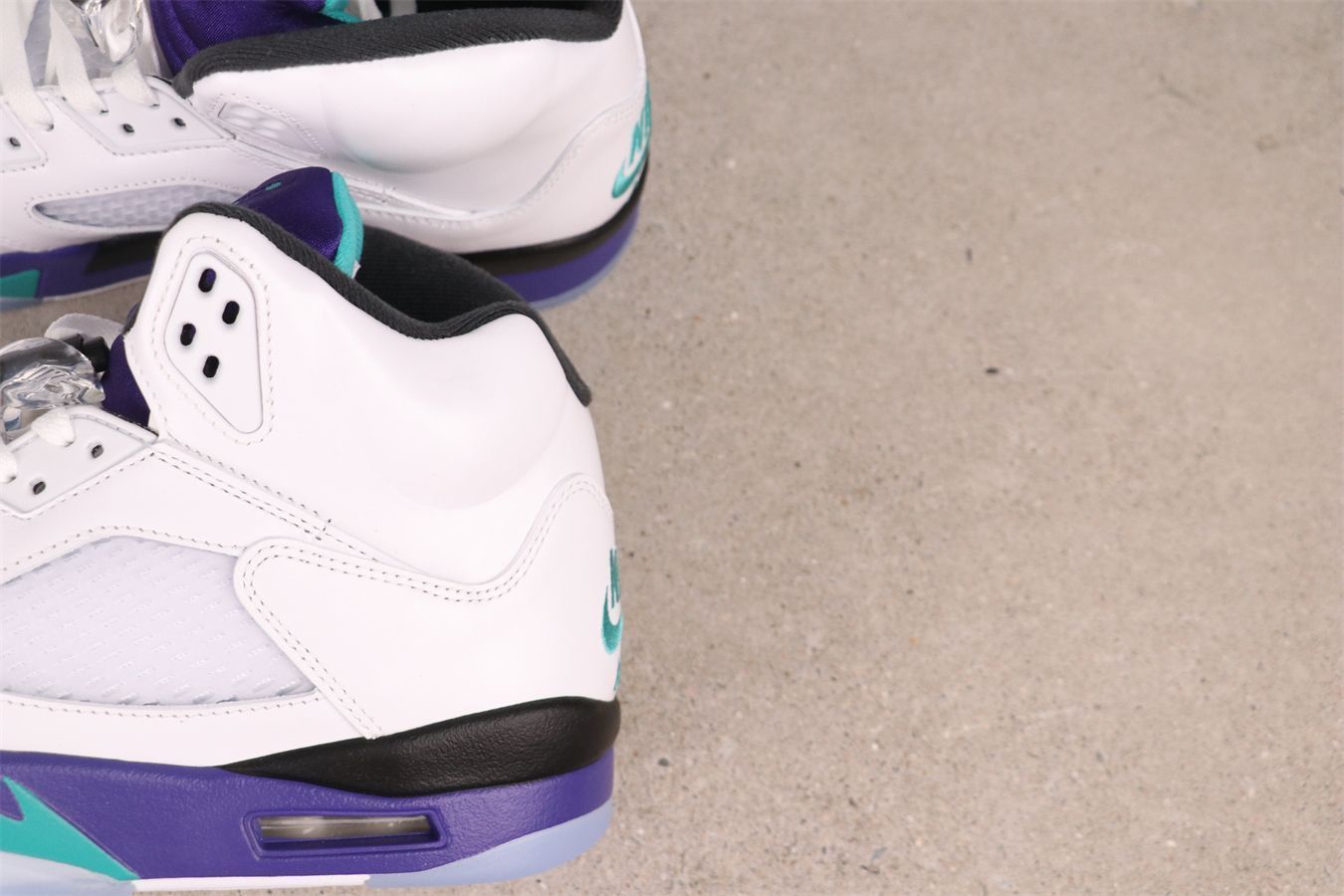 Air Jordan 5 ホワイト/パープル 今日特価】Air Jordan 5 エアジョーダン 5 HQ7978-100 ホワイト